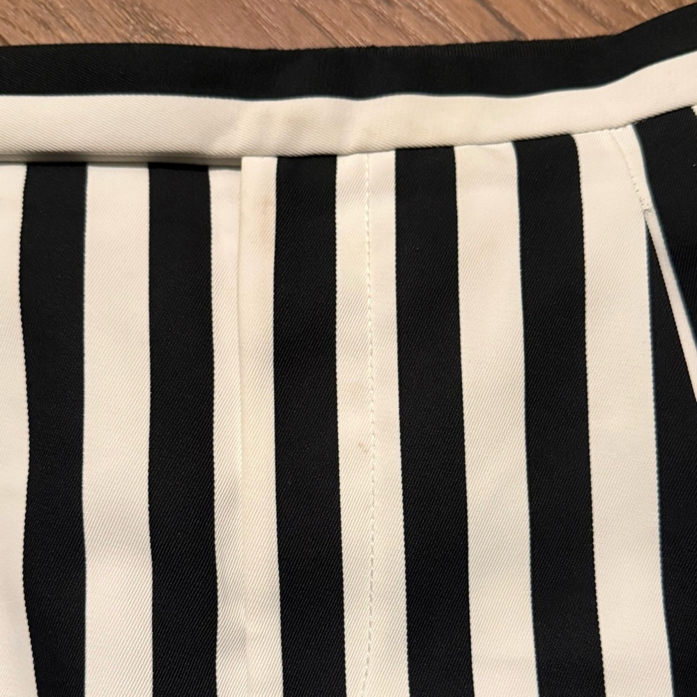 MARC JACOBS Black and White Striped Women's Skirt size 8 - Picture 4 of 11